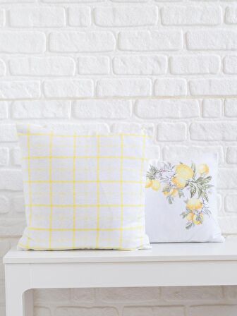 Beyaz Üzerine Sarı Geometrik Desenli 45x45 Kare Kırlent Kılıfı