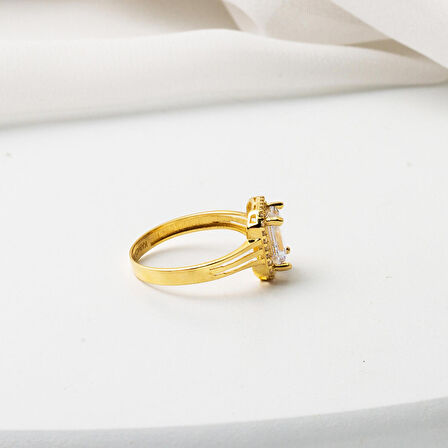 14 Ayar Altın Baget Taşlı Yüzük