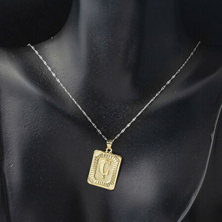 Kare Plakalı 14 Ayar Altın Ç Harf Kolye Ucu