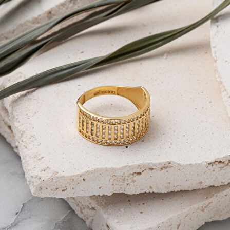 Modern Tasarım 14 Ayar Yarım Tur Altın Yüzük