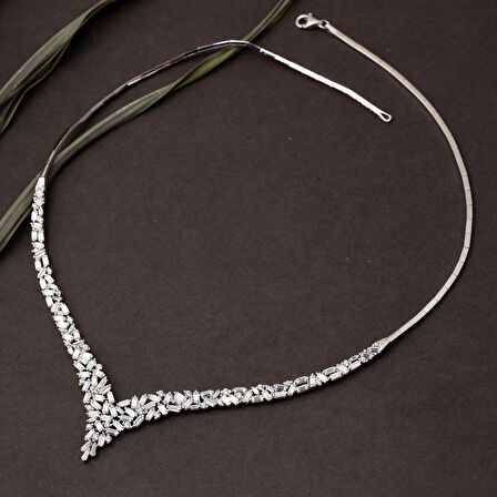 Minik Bagetler Beyaz Altın 14 Ayar Gerdanlık Kolye