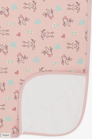 Breeze Girls & Boys Yenidoğan Bebek Battaniyesi Bahar Temalı Tavşancık Desenli Somon