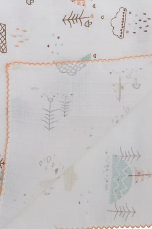 Breeze Yenidoğan Bebek Müslin Battaniye Yağmur Temalı Ağaç Desenli Ekru
