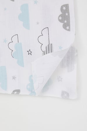 Breeze Yenidoğan Bebek Müslin Battaniye Gökyüzü Temalı Bulut Desenli Standart, Beyaz