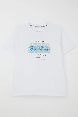 Breeze Erkek Çocuk Tişört Motivasyon Temalı & Sırt Kısmı Yazı Baskı Detaylı 9-16 Yaş, Beyaz