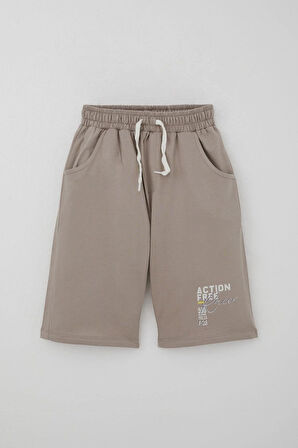 Breeze Erkek Çocuk Şortlu Takım Sıfır Kollu Yarış Pistinin Kahramanı Araba Baskılı 5-10 Yaş, Beyaz