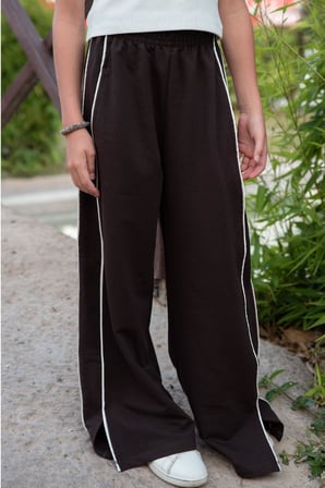 Breeze Kız Çocuk Eşofman Altı Yanları Çift Biyeli Cepli Paçası Yırtmaçlı 9-14 Yaş, Koyu Kahve