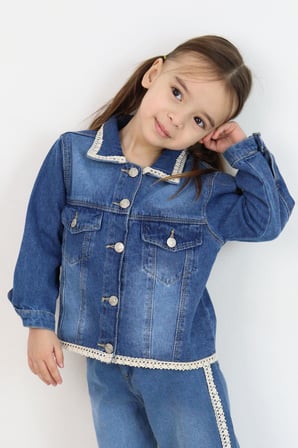 Breeze Kız Çocuk Jean Ceket Yaka & Alt Kısmı Güpür Cep Kapak Detaylı 3-7 Yaş, Mavi