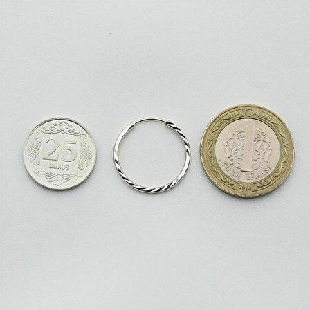 Yelpaze Kalemli Beyaz Altın Halka Küpe (Çapı: 2.20cm)