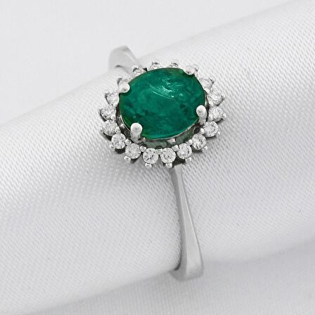 Klasik Anturaj Oval Zümrüt Yüzük