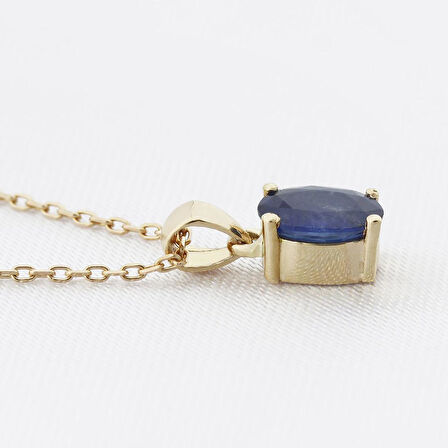Safir Oval Tektaş Kolye