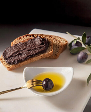 Marmarabirlik Teneke 291-320 Hususi Az Tuzlu Siyah Zeytin 5.000 Gr 