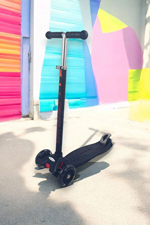 Dynamic Ht208 3 Tekerlekli Scooter Işıklı Tekerlekler