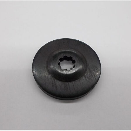 Oleo Mac 750 753 755 Motorlu Tırpan Başlığı 9 Frezeli Alt Flanş