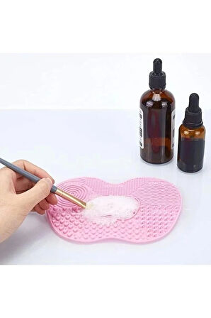 Fontenay Pratik Kadın Kolay Makyaj Fırçası Süngeri Temizleme Temizleyici Silikon Matı Aparatı 1 Adet