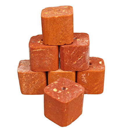 Çilekli Köşeli Delikli Mısır Küspesi 1kg