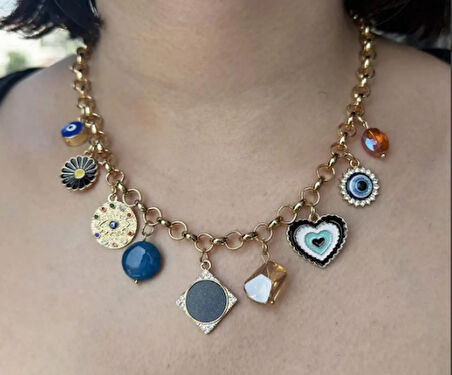 Altın Renk Karışık Figürlü Kolye 