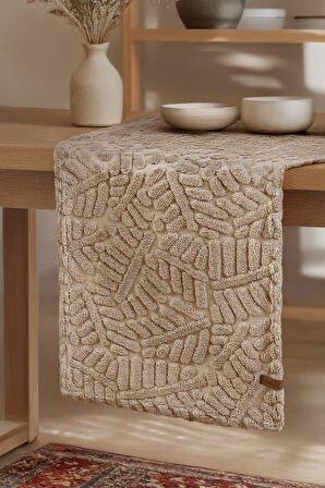 Jakarlı Masa Runner Forest Natural