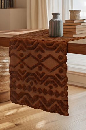 Jakarlı Masa Runner Letta Taba