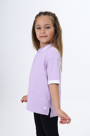 Toontoy Kız Çocuk Baskılı Polo Yaka Çıtçıtlı Kısa Kollu Yırtmaçlı Tişört