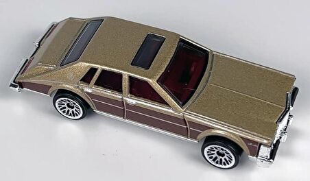 Hot Wheels Tekli Arabalar 82 Cadıllac Sevılle HKG85
