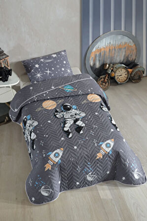 Astronot Desenli Çocuk-Genç Odası Tek Kişilik Pike-Yatak Örtüsü Takımı 160 x 230 Cm (ÇARŞAFSIZ)