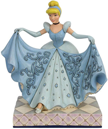 Traditions Cinderella figürü, çok renkli