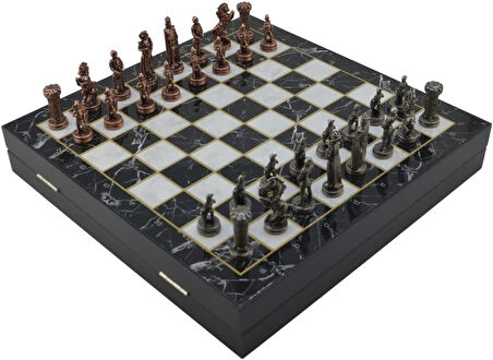 Orta Boy Metal İngiliz Satranç Takımı Antik ve Mermer Desenli Sandıklı MDF Tahtası (36x36x6 cm.)