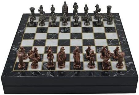 Orta Boy Metal İngiliz Satranç Takımı Antik ve Mermer Desenli Sandıklı MDF Tahtası (36x36x6 cm.)
