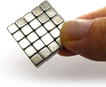 50 Adet 5x5x5 mm Sihirli Manyetik Küp Neodyum Mıknatıs Güçlü Çekim