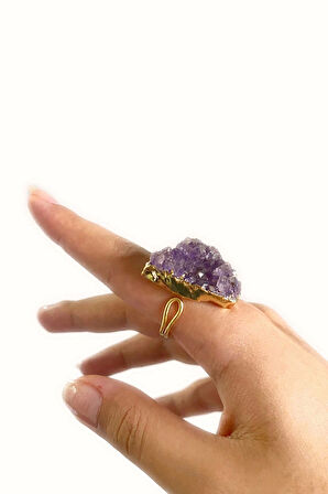 Nesra Özel Tasarım Hafif Doğal Taş Ayarlanabilir Altın Pirinç Kaplama Kararmaz Kadın Yüzük