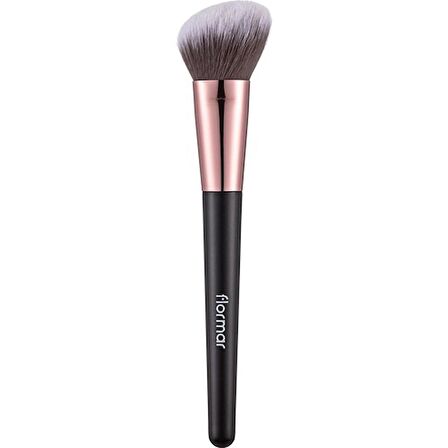 Flared Cut Blush Brush Yüz Makyajında Pratiklik Sağlayan Kesik Allık Fırçası.