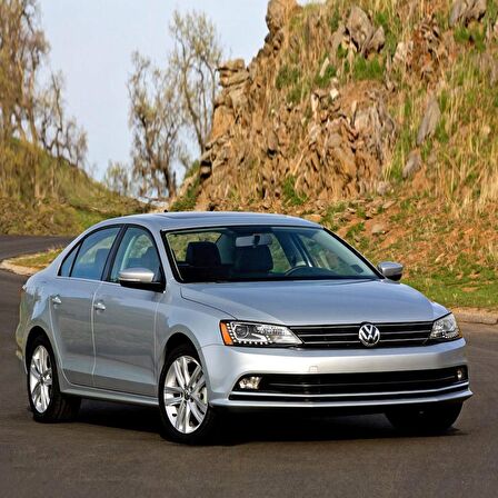 VW Jetta 2015-2018 Sağ Sis Farı Alt Plastik Çıtası 5C6807234A