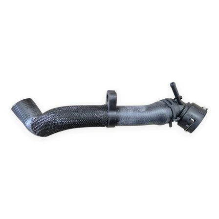 Seat İbiza 2003-2008 1.4 Benzinli Motor Radyatör Üst Hortumu 6Q0122101AQ