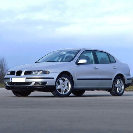 Seat Toledo 1999-2004 Ön Tampon Sol Bağlantı Braketi 1M0807049B