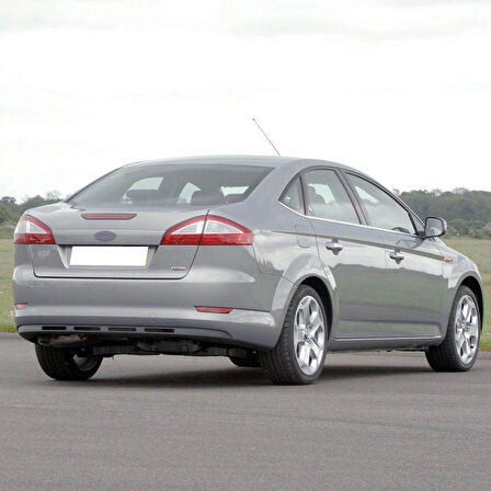 Ford Mondeo Sedan 2007-2010 Sağ Arka Tampon Reflektörü Kedi Gözü