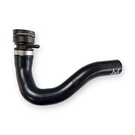 Audi A6 2009-2011 2.0 BPJ BYK Motor Radyatör Üst Hortumu 4F0121101G