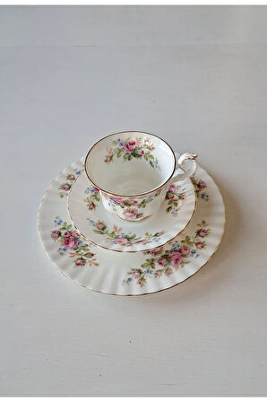 Moss Rose Bone China Üçlü/Trio Çay Fincanı England ANTIQUE  TRIO Tea Cup & Saucers