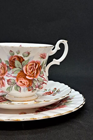 Centennial Rose Yıldönümü Gülü Vintage ÇayFincanı 3 Parça