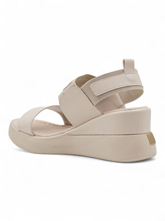 BERK POLİ TABAN LASTİKLİ KADIN SANDALET KREM