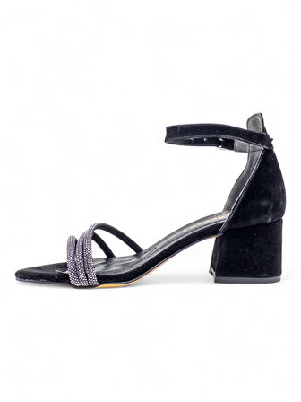 BERK TAŞLI ALÇAK TOPUKLU ABİYE SÜET SİYAH