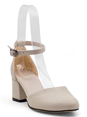 BERK KARNIYARIK KALIN TOPUKLU ABİYE KREM