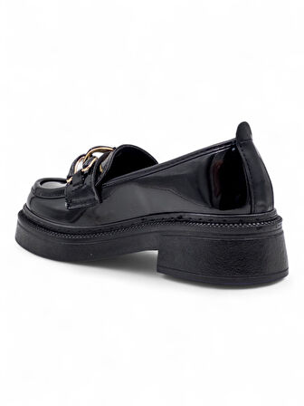 ŞANZELİZE TOKA DETAYLI KADIN LOAFER AYAKKABI RUGAN SİYAH