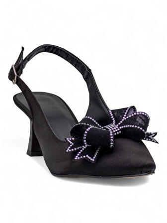 BERK FİYONKLU TAŞLI ALÇAK KADEH TOPUKLU ABİYE SİYAH