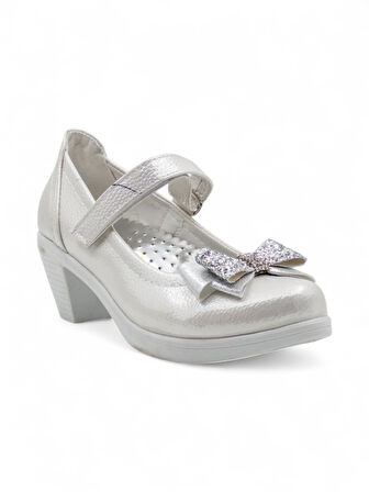 VARKAN FİYONKLU TOPUKLU KIZ ÇOCUK BABET AYAKKABI GÜMÜŞ