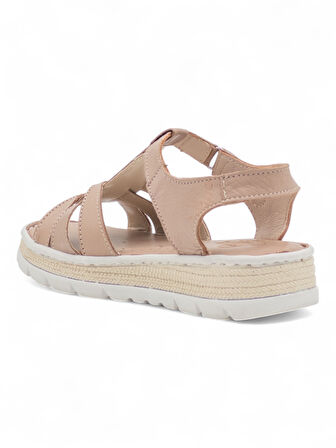 MR WHİTE DÜZ ATKILI HAKİKİ DERİ KADIN SANDALET VİZON