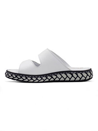 MR WHİTE ORTOPEDİ CIRTLI HAKİKİ DERİ KADIN TERLİK BEYAZ