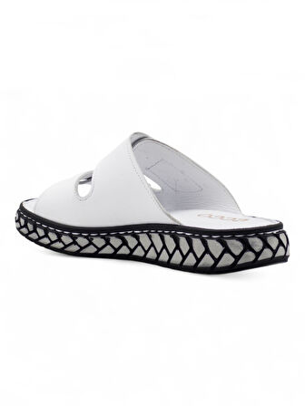 MR WHİTE ORTOPEDİ CIRTLI HAKİKİ DERİ KADIN TERLİK BEYAZ