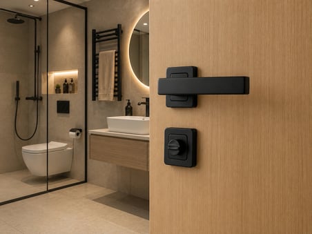 BSM Akbaş Grup Kare Rozetli WC Banyo Kapı Kolu Tam Set Mat Siyah Alüminyum Gövde 40 mm 23 mm WC Kilit Mekanizması Dahil