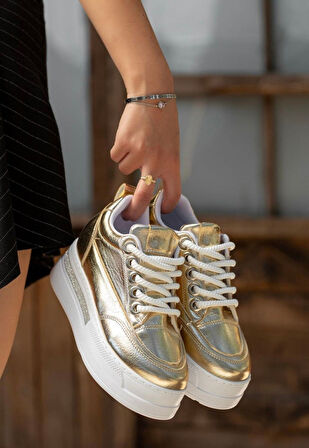 Pabucmarketi Sarı Rugan Bağcıklı Kadın Sneaker Ayakkabı